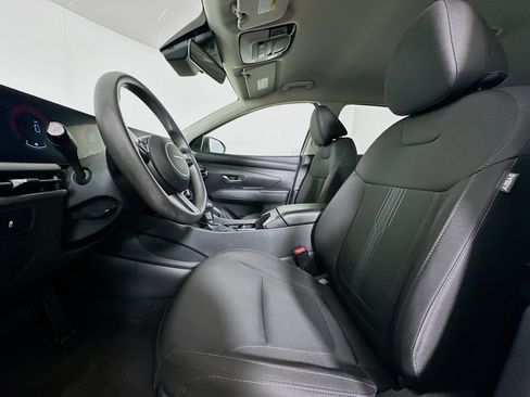 Used 2025 Hyundai Tucson SEL FWD image 13