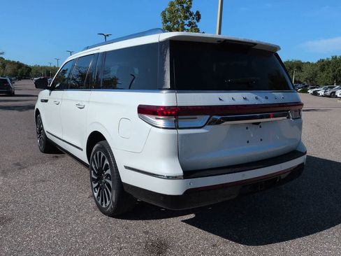 Used 2022 Lincoln Navigator L Black Label AWD/4WD image 4