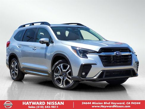 Used 2023 Subaru Ascent Limited w/ Technology Package image 1