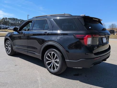 New 2026 Ford Explorer ST-Line RWD image 6