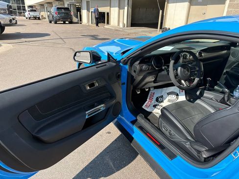 Used 2017 Ford Mustang Shelby GT350 RWD image 15