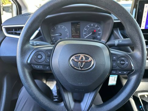 Used 2023 Toyota Corolla LE image 22