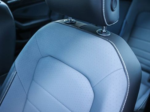 New 2026 Volkswagen Jetta SE image 38