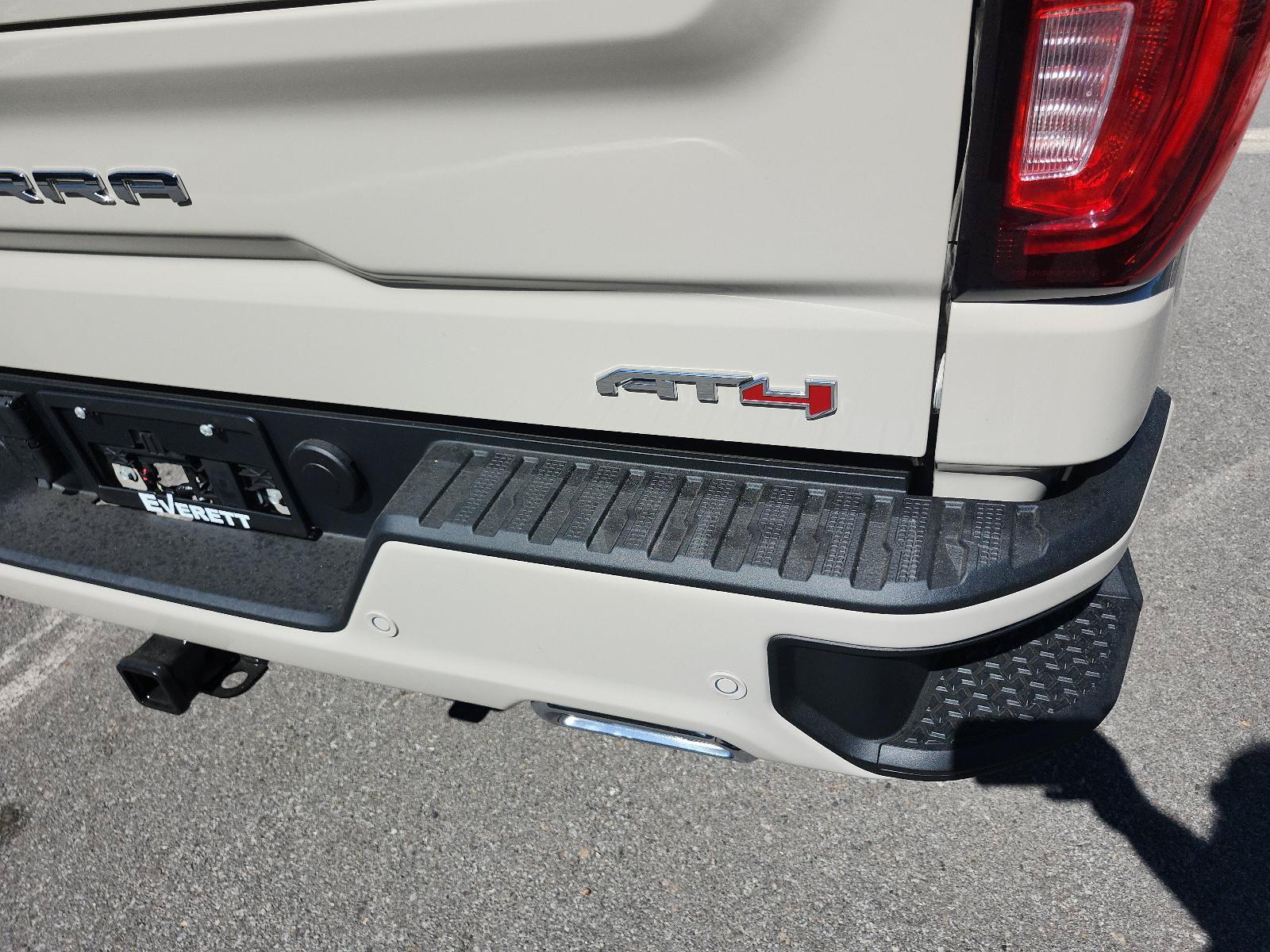 New 2026 GMC Sierra 1500 AT4 w/ AT4 Premium Package AWD/4WD image 4