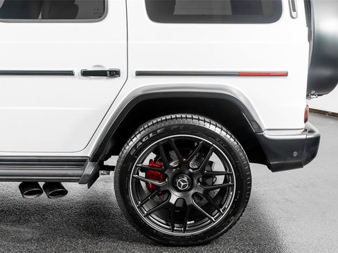 Used 2025 Mercedes-Benz G 63 AMG 4MATIC image 17