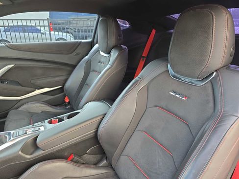Used 2018 Chevrolet Camaro ZL1 image 14