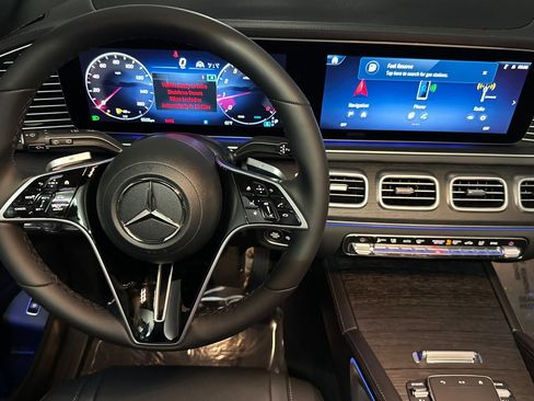 New 2025 Mercedes-Benz GLS 450 450 image 27