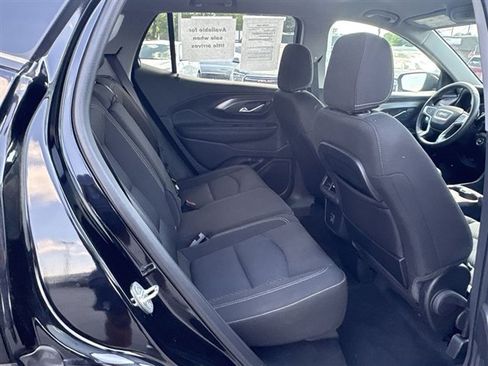 Used 2024 GMC Terrain SLE w/ Driver Convenience Package FWD image 25