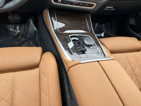 Used 2025 BMW X5 xDrive40i w/ Premium Package image 23