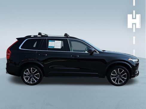 Used 2018 Volvo XC90 T5 Momentum w/ Convenience Package AWD/4WD image 3