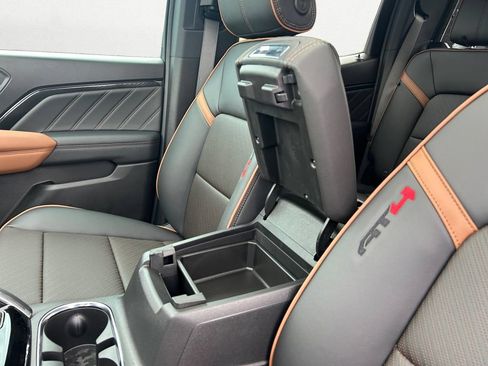 New 2026 GMC Canyon AT4 w/ Nightfall Edition AWD/4WD image 11