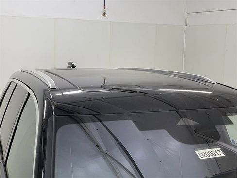 New 2026 Cadillac Vistiq Luxury w/ LPO, Floor Liner Package image 19