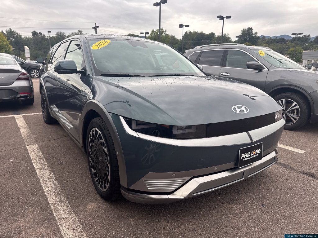 Used 2024 Hyundai Ioniq 5 Limited AWD/4WD image 25