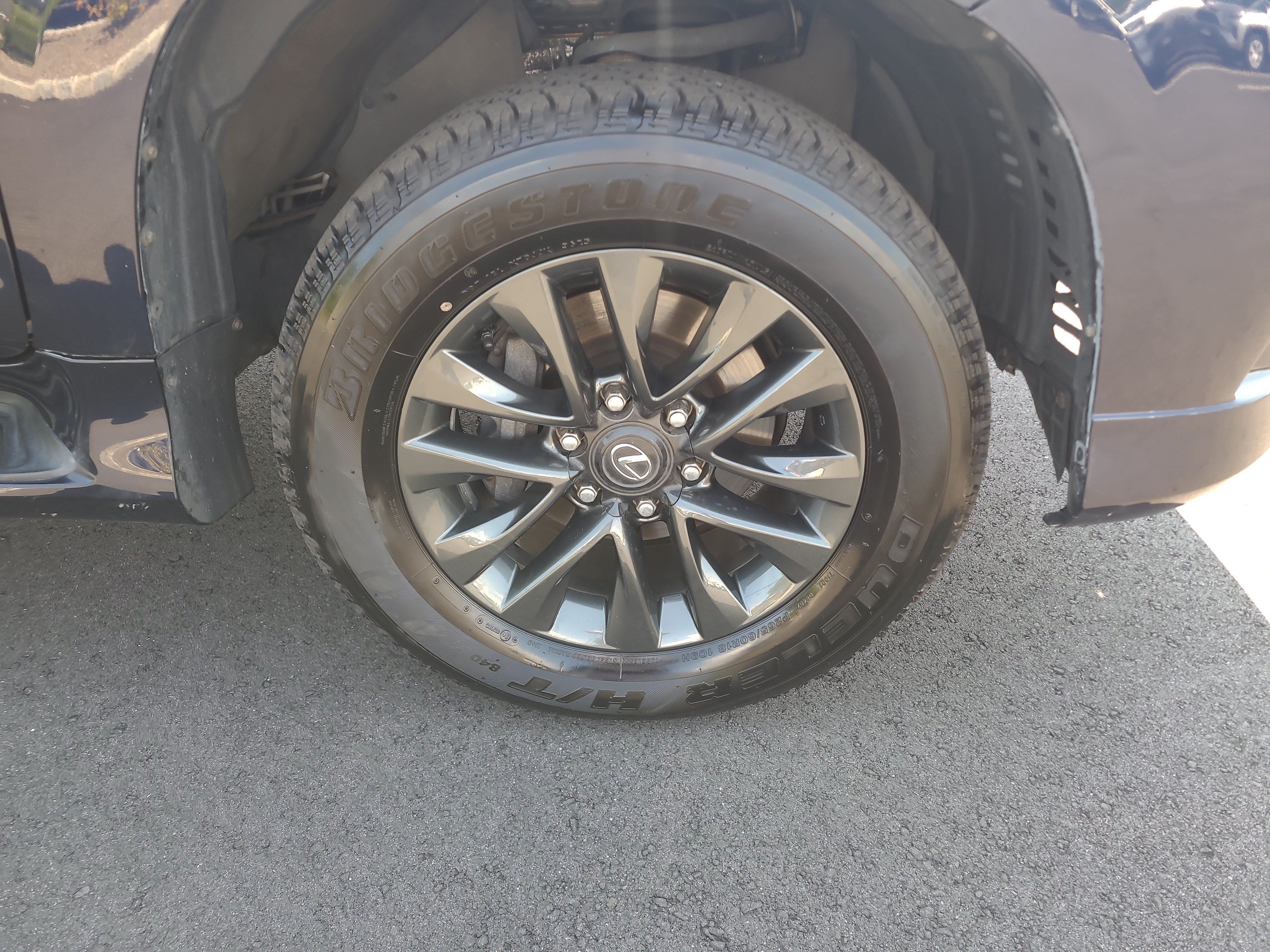 Used 2020 Lexus GX 460 Premium w/ Premium Package AWD/4WD image 12