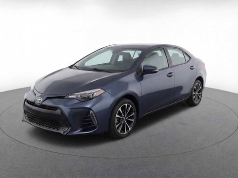 Used 2019 Toyota Corolla SE image 1
