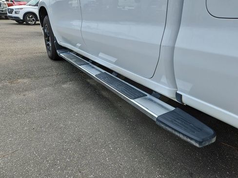 Used 2023 Chevrolet Silverado 1500 RST w/ Z71 Off-Road Package image 8