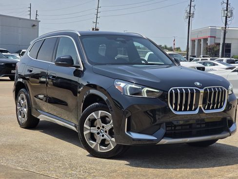 Used 2026 BMW X1 xDrive28i AWD/4WD image 2