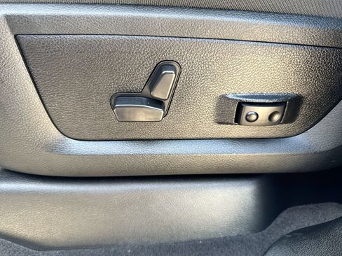 Used 2026 RAM 2500 Big Horn AWD/4WD image 12