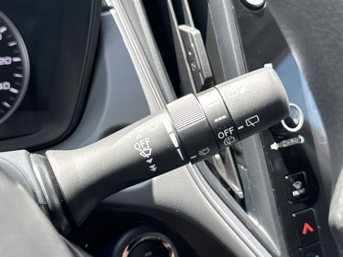 New 2025 Subaru Crosstrek 2.5i Premium image 18