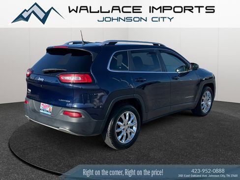 Used 2016 Jeep Cherokee Limited AWD/4WD image 5