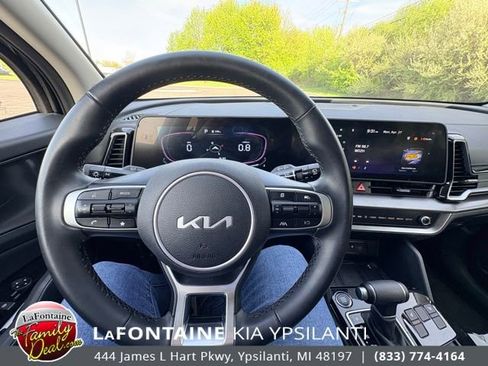 Certified 2025 Kia Sportage EX AWD/4WD image 13