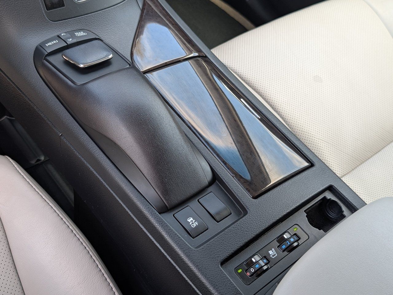 Used 2013 Lexus RX 350 FWD w/ Navigation Pkg image 16
