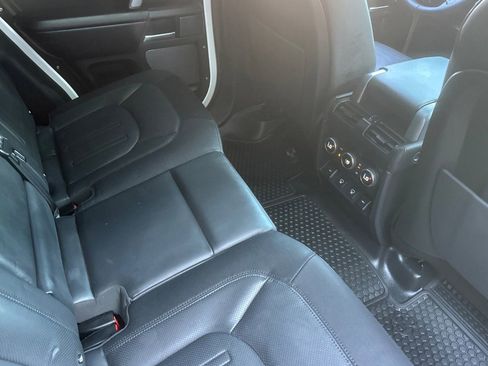 Used 2022 Land Rover Defender 110 X-Dynamic HSE image 30