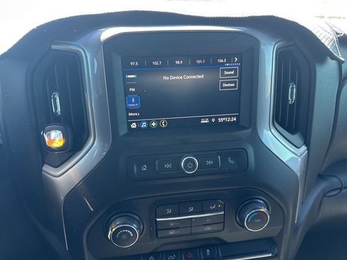 Used 2020 Chevrolet Silverado 1500 Custom Trail Boss w/ Custom Convenience Package image 6