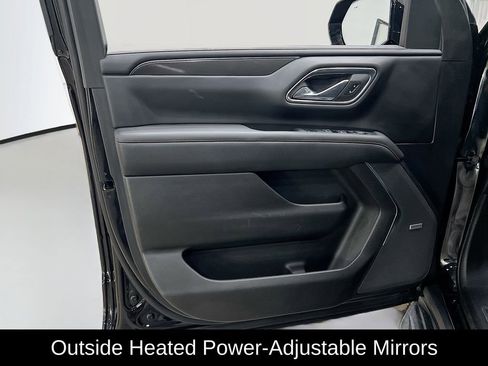 Used 2023 GMC Yukon XL AT4 image 17