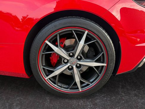 Used 2022 Chevrolet Corvette Stingray Preferred Conv w/ Z51 Performance Package RWD image 22