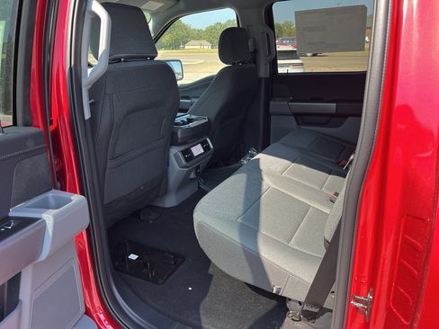 New 2025 Ford F150 XLT image 17