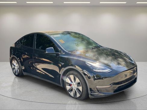 Used 2022 Tesla Model Y Performance AWD/4WD image 21