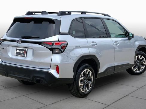 Used 2026 Subaru Forester Premium AWD/4WD image 12