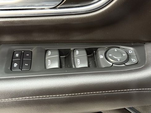 Used 2021 Chevrolet Tahoe Z71 image 33