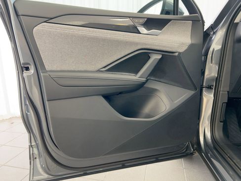 New 2026 Volkswagen Tiguan S image 21