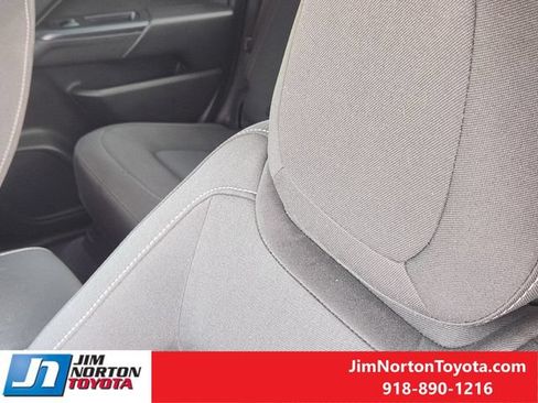 Used 2019 Chevrolet Colorado LT RWD image 17