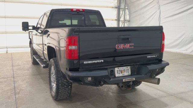 Used 2017 GMC Sierra 2500 Denali w/ Duramax Plus Package AWD/4WD image 3