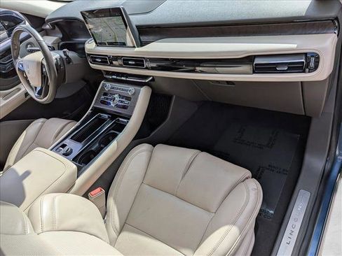 Used 2020 Lincoln Aviator Reserve w/ Equipment Group 202A image 24