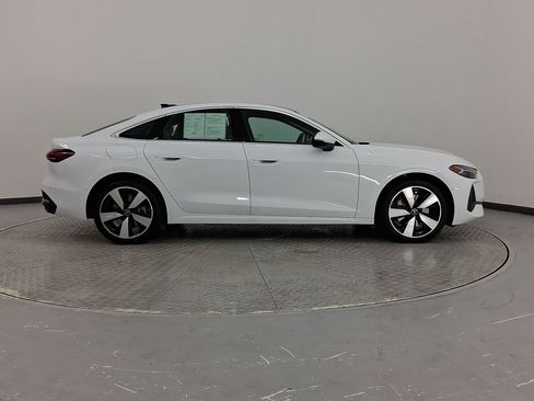 Used 2025 Audi A5 2.0T Premium Plus w/ Premium Plus image 8