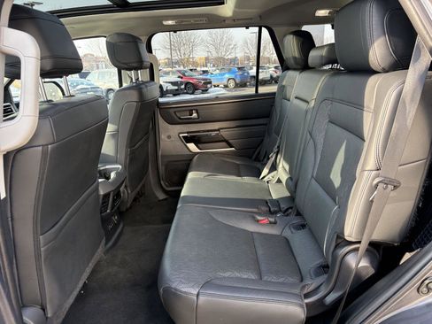 Used 2023 Toyota Sequoia Limited image 19