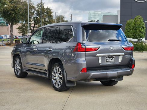 Used 2017 Lexus LX 570 4WD w/ Luxury Package image 5
