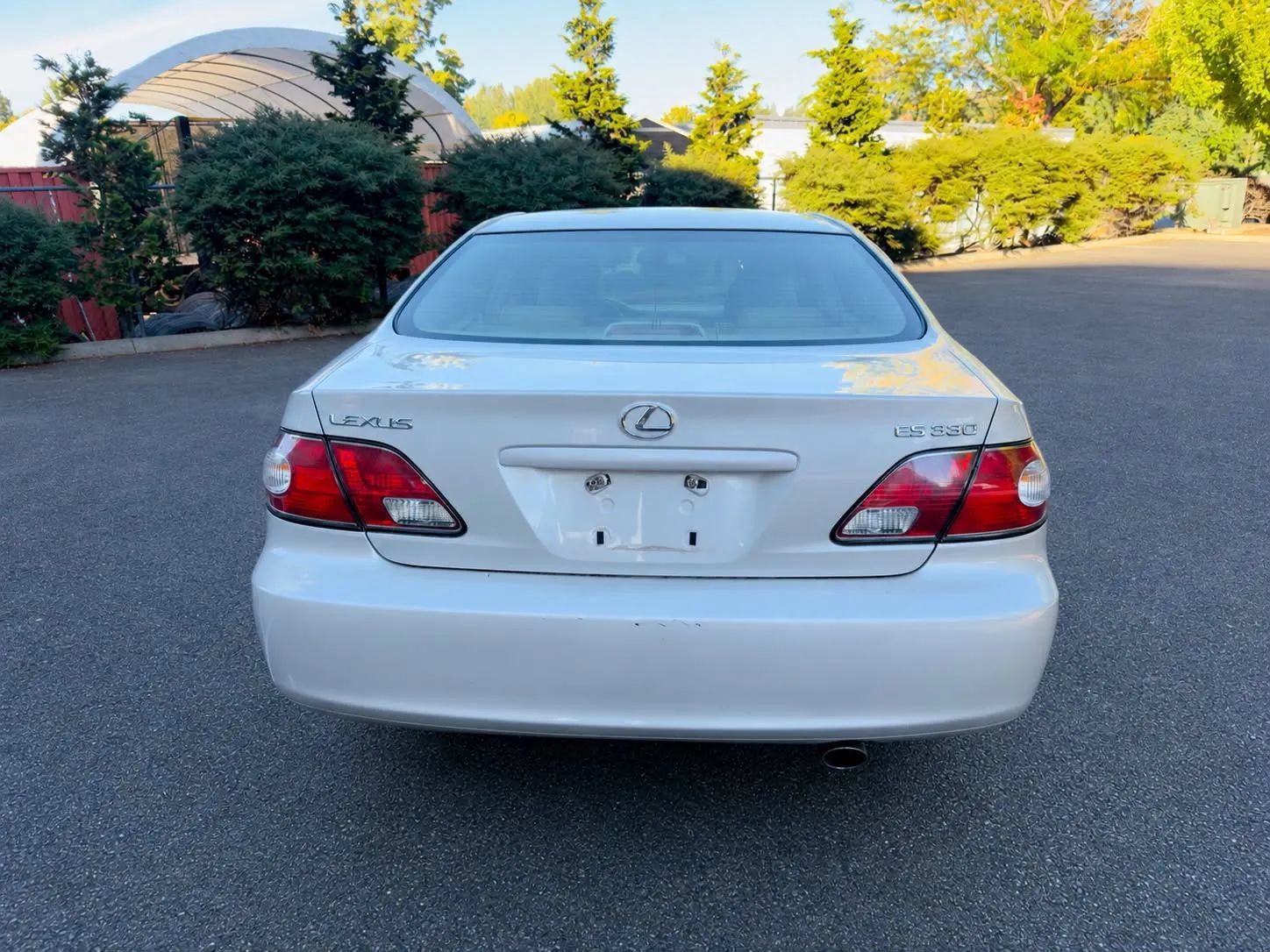 Used 2004 Lexus ES 330 w/ Premium Pkg FWD image 4