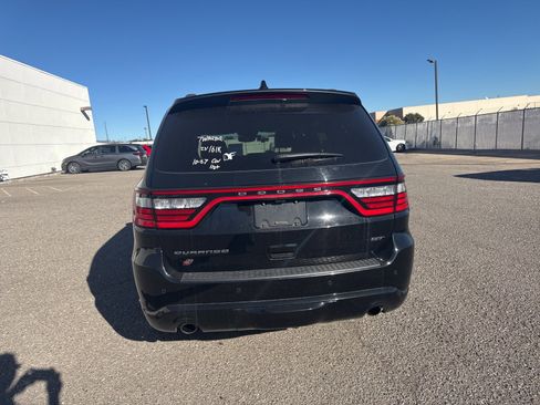 Used 2023 Dodge Durango GT image 4
