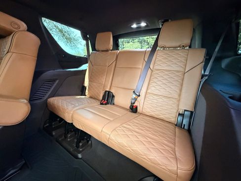 Used 2023 Cadillac Escalade Sport w/ Touring Package AWD/4WD image 18
