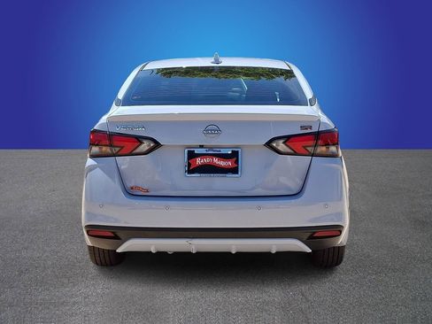 Used 2025 Nissan Versa SR w/ Trunk Package FWD image 5