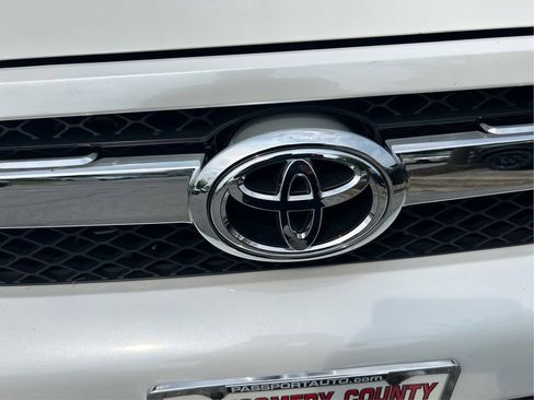 Used 2010 Toyota 4Runner SR5 w/ Convenience Pkg AWD/4WD image 36