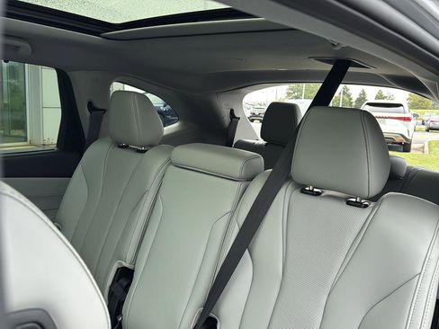 Used 2024 Acura MDX FWD w/ Technology Package image 28