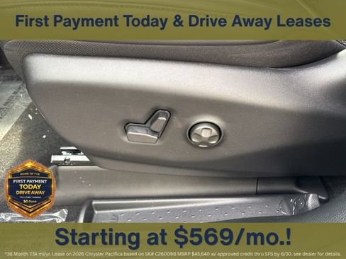 New 2026 Chrysler Pacifica Select AWD/4WD image 9