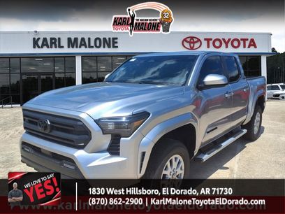 New 2025 Toyota Tacoma SR5