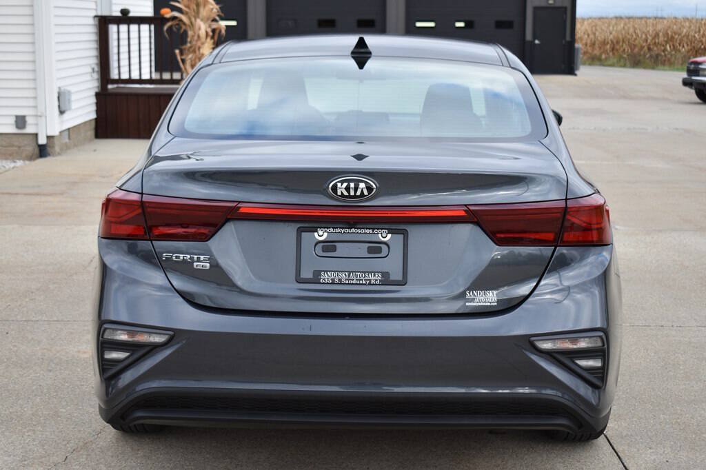 Used 2021 Kia Forte Sedan FWD image 4